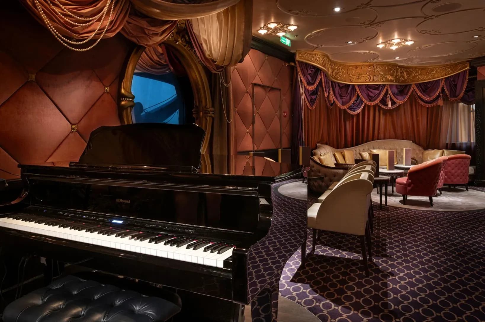 Disney Fantasy bars and lounge - Disney Dream