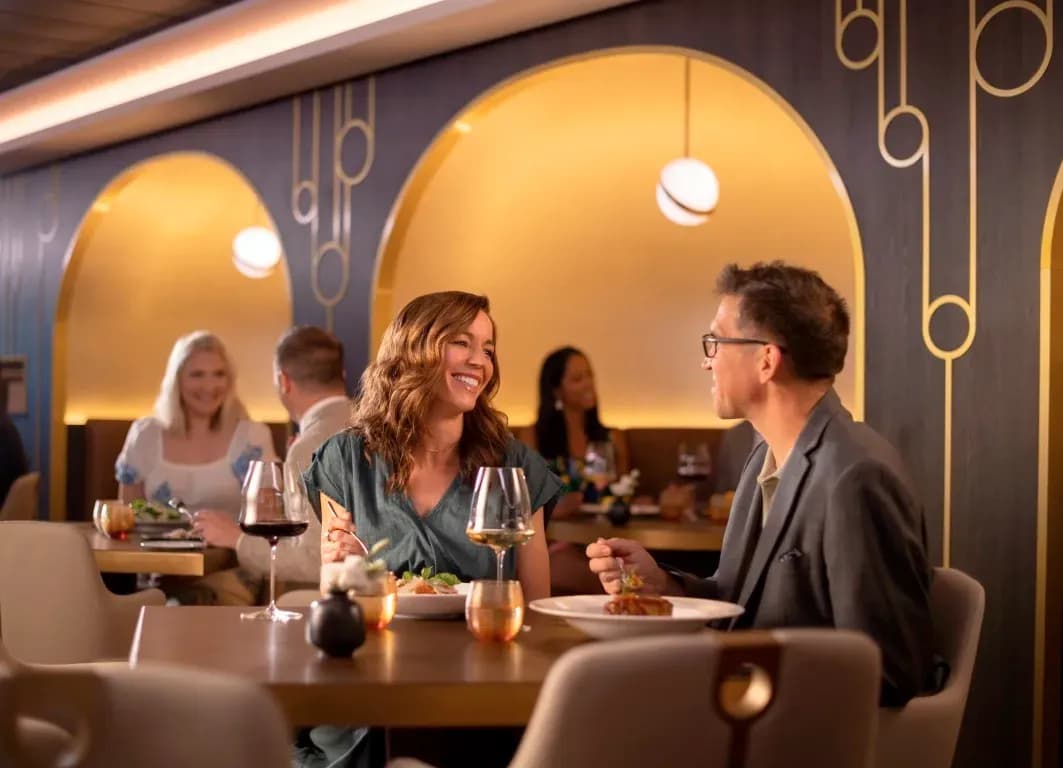 Disney Wish, Dining