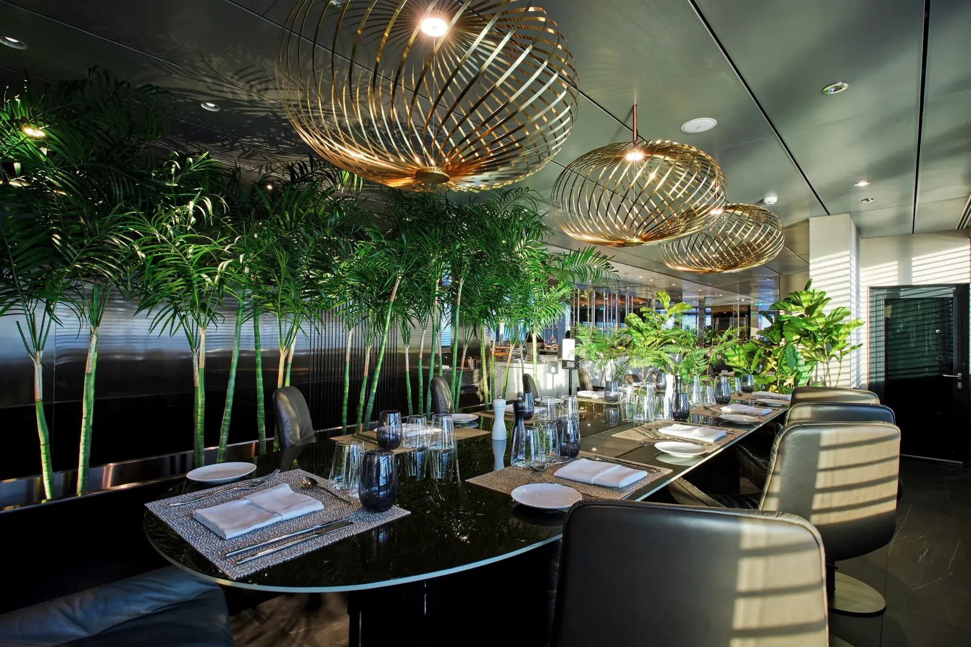 Emerald Azzurra, Dining, La Cucina Dining restaurant buffet