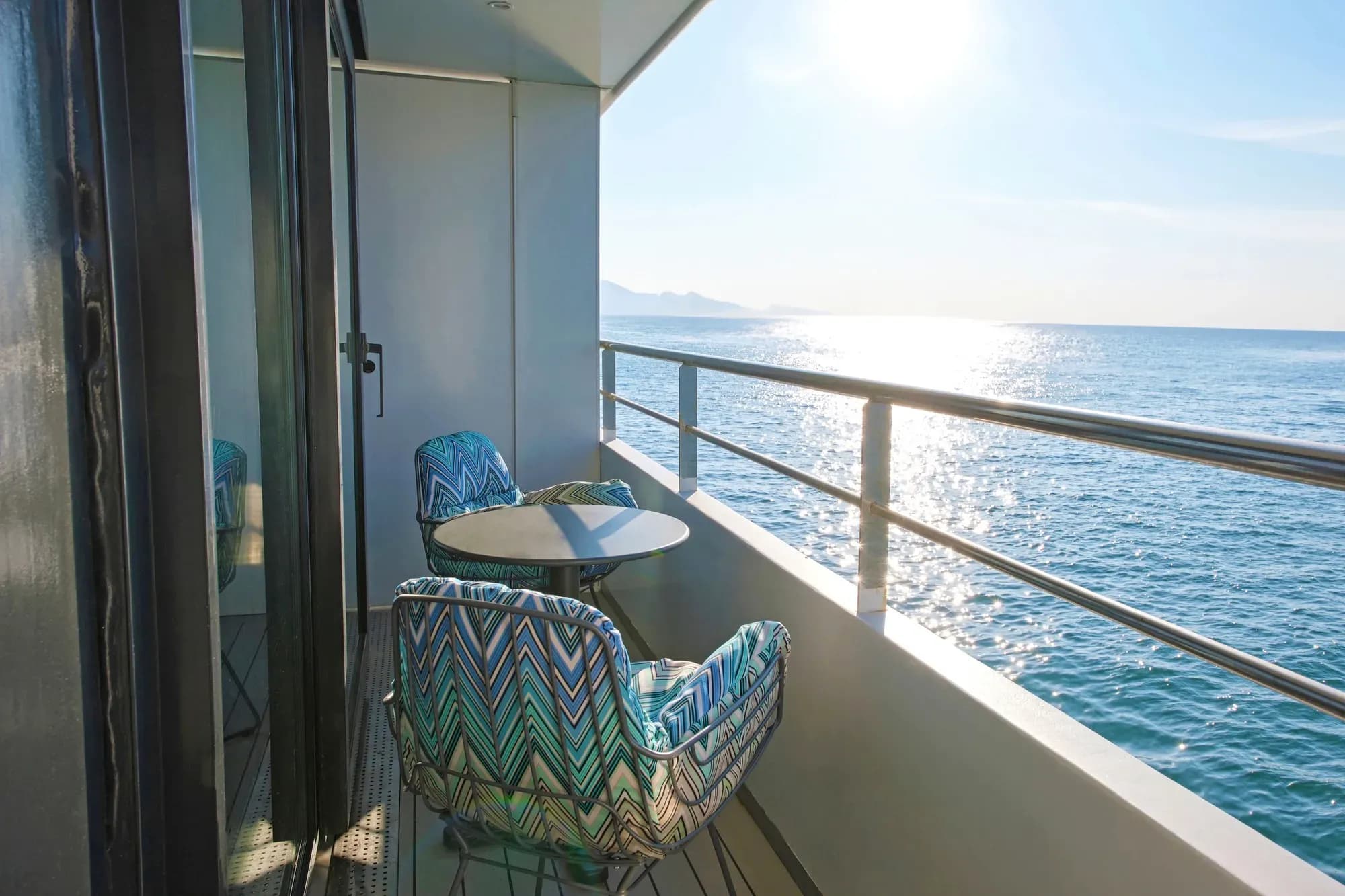 Emerald Azzurra, Deluxe Balcony Suite