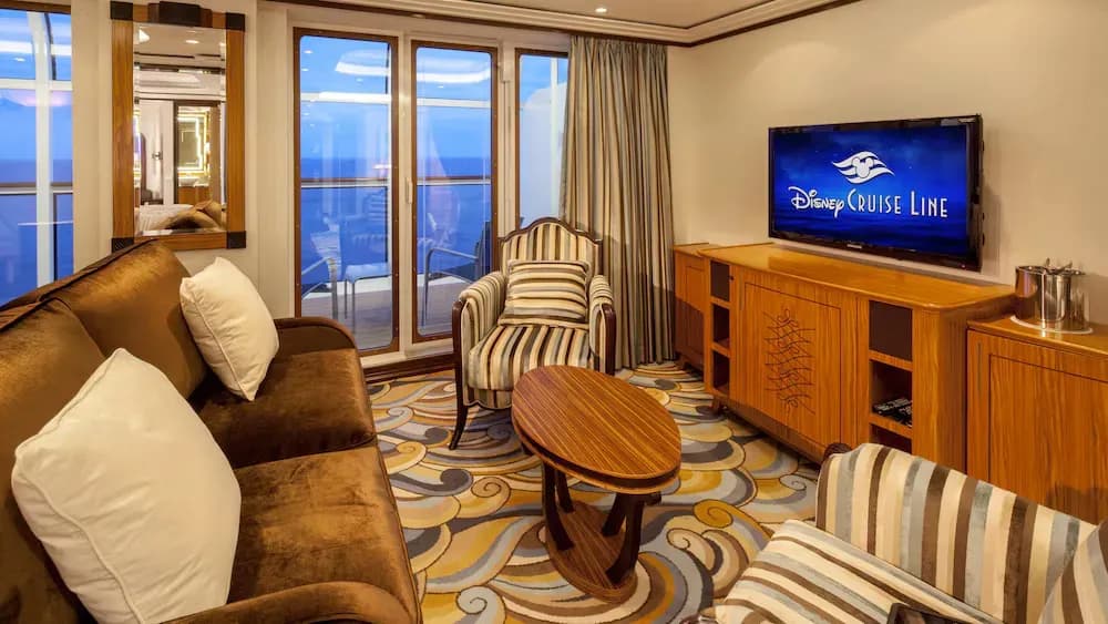 Disney Dream, Concierge 1-Bedroom Suites with Verandah