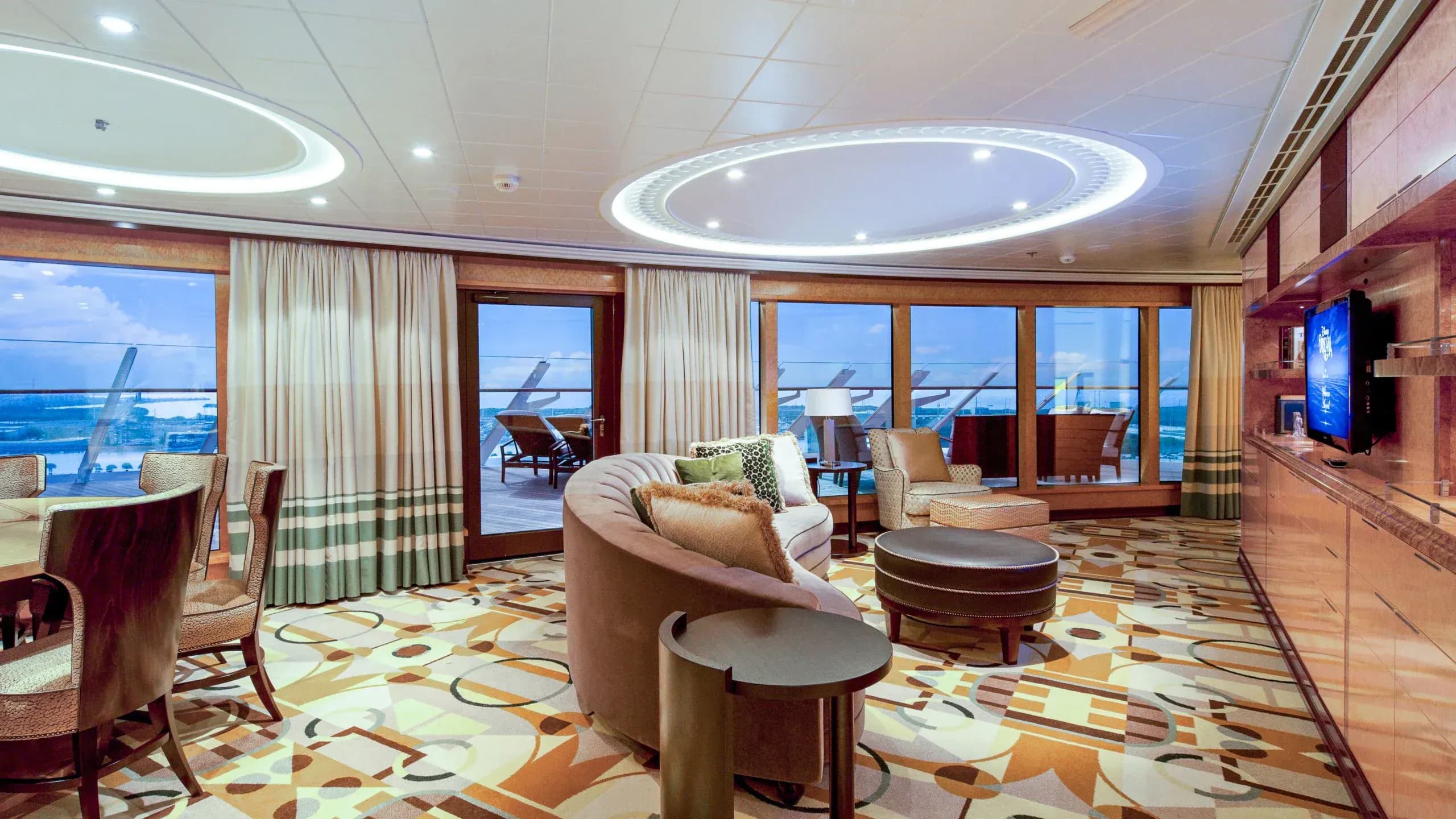 Disney Dream, Concierge Royal Suites with Verandah