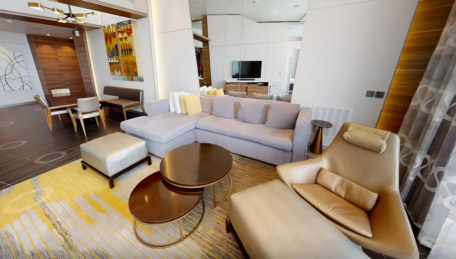 Royal Caribbean - Oasis of the Seas, Owner’s Panoramic Suite - 1 bedroom