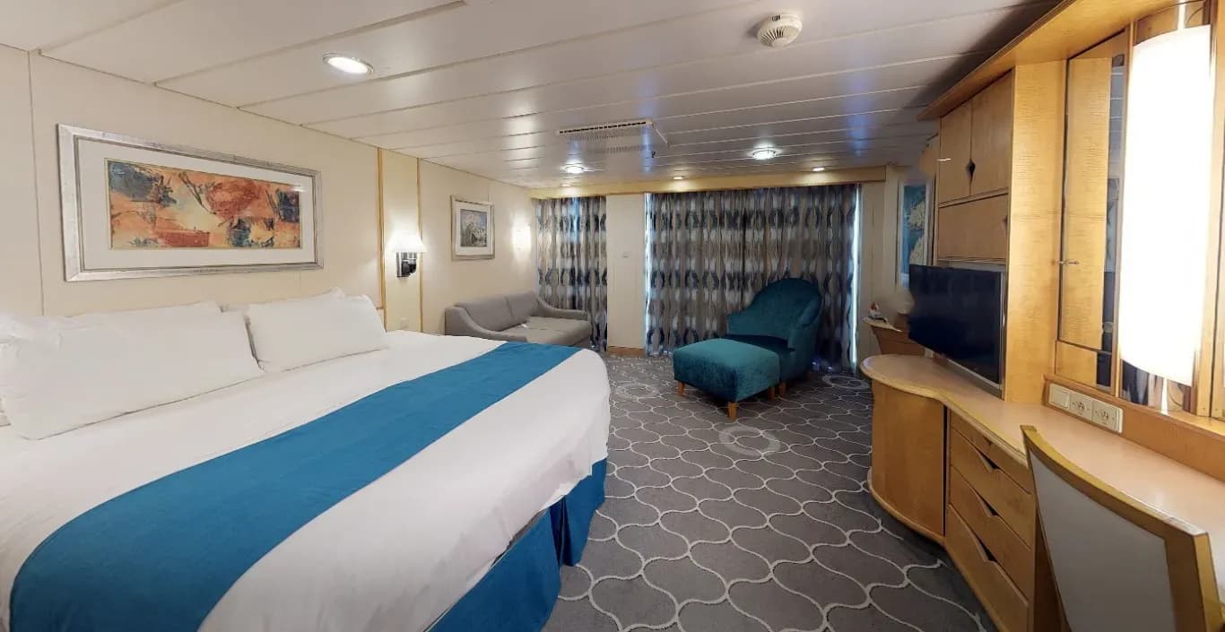 Navigator of the seas, Junior Suite