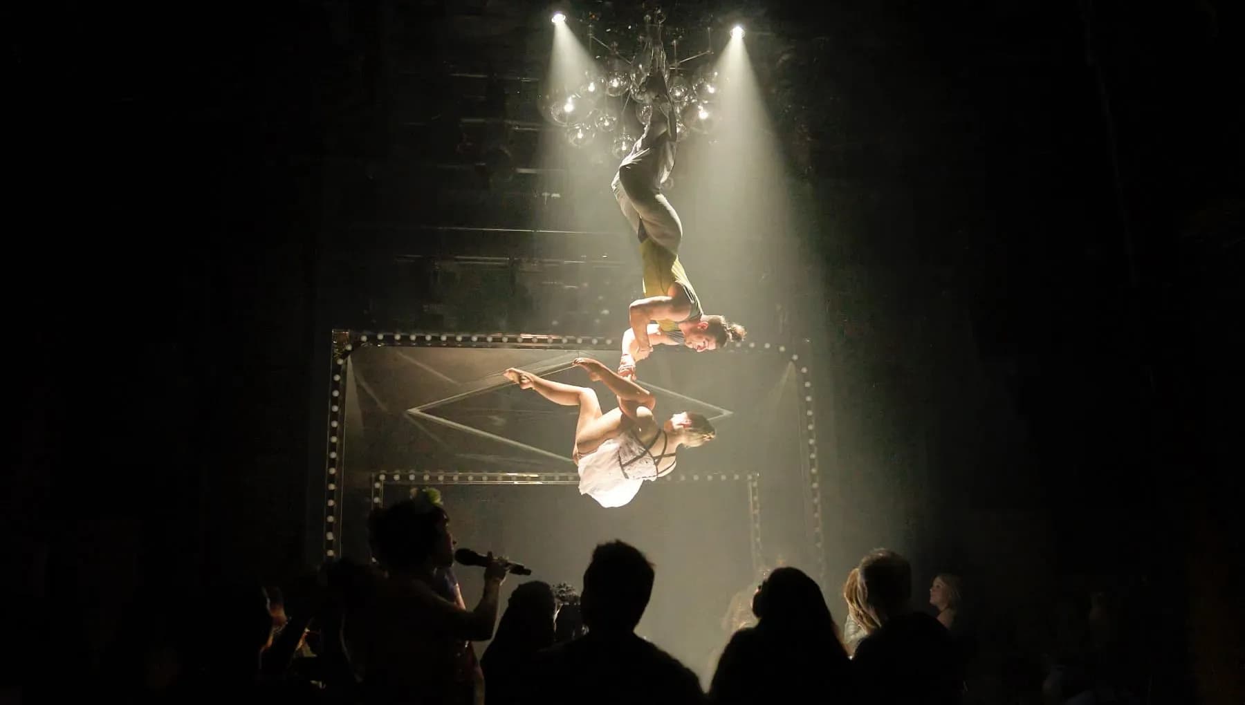 Virgin Voyage Another Rose show - Virgin Cruise Entertainment