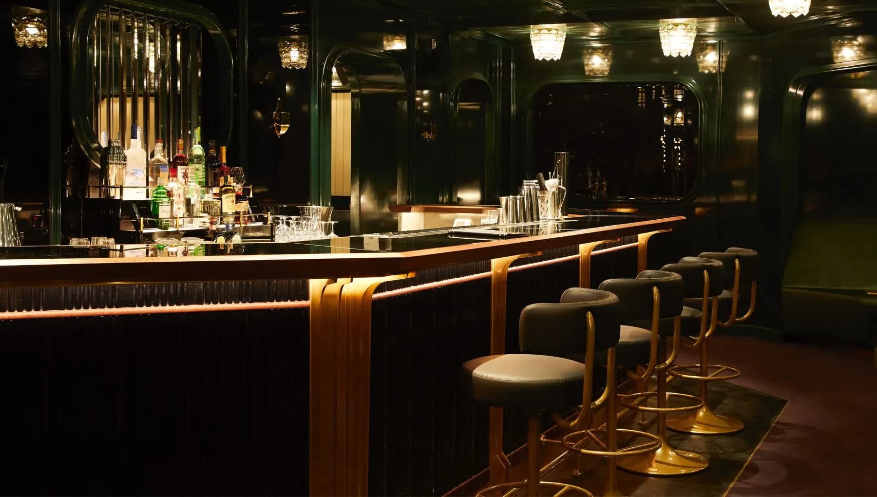 Virgin Voyage The Manor Night club