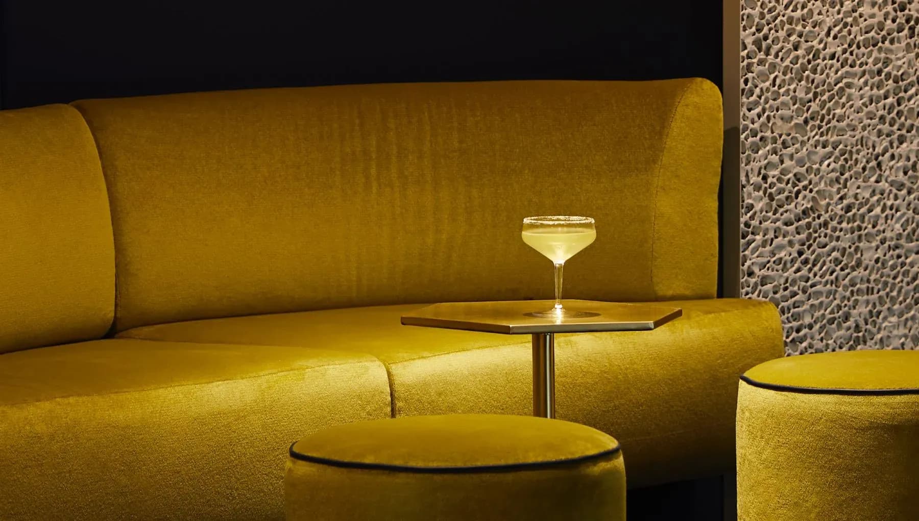 Virgin Voyage on the rocks bar