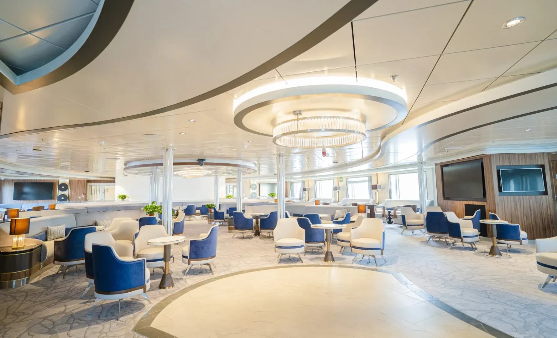Ocean Explorer, Lecture Lounge
