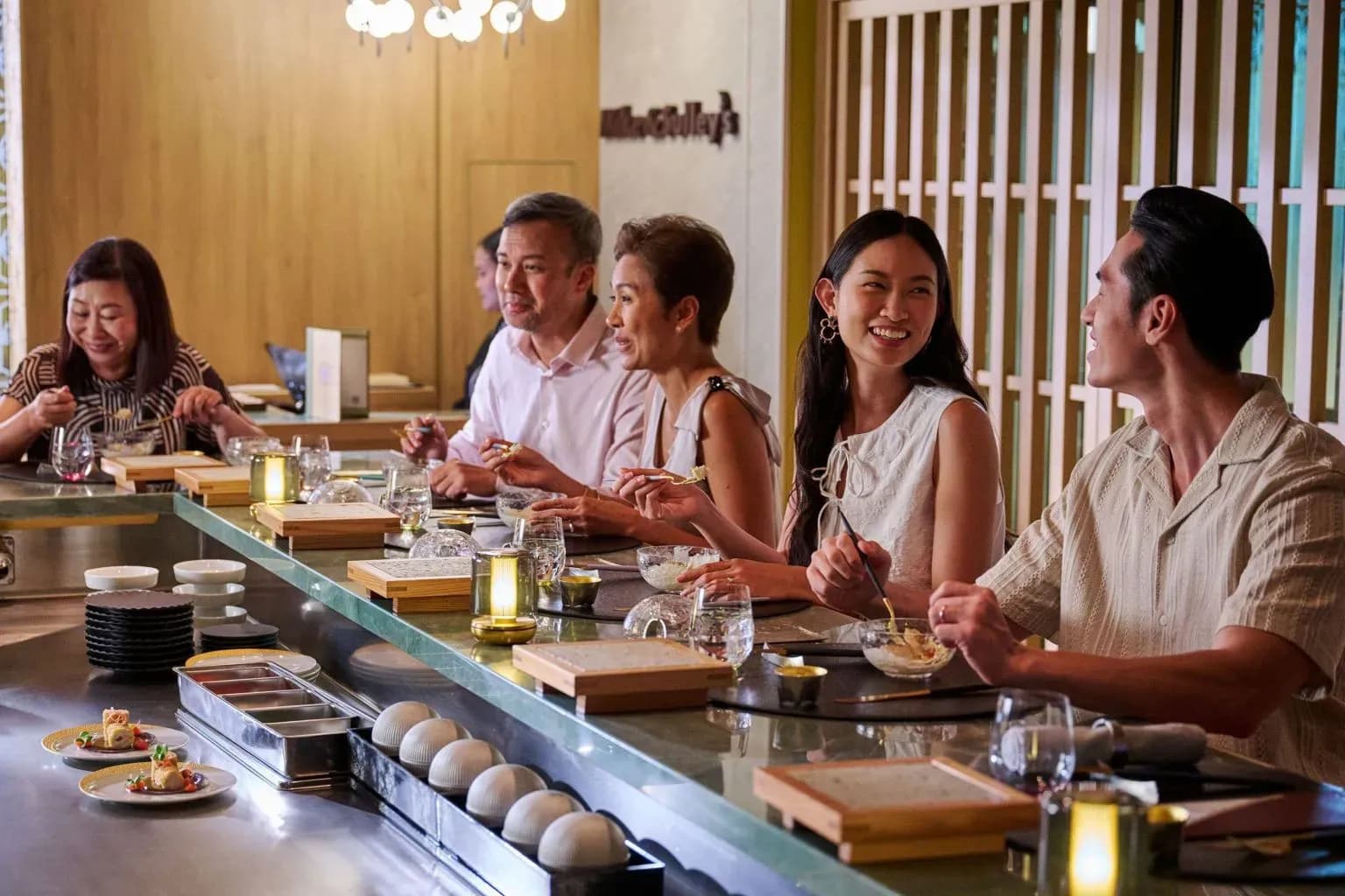 Disney Adventure family dining Restaurant