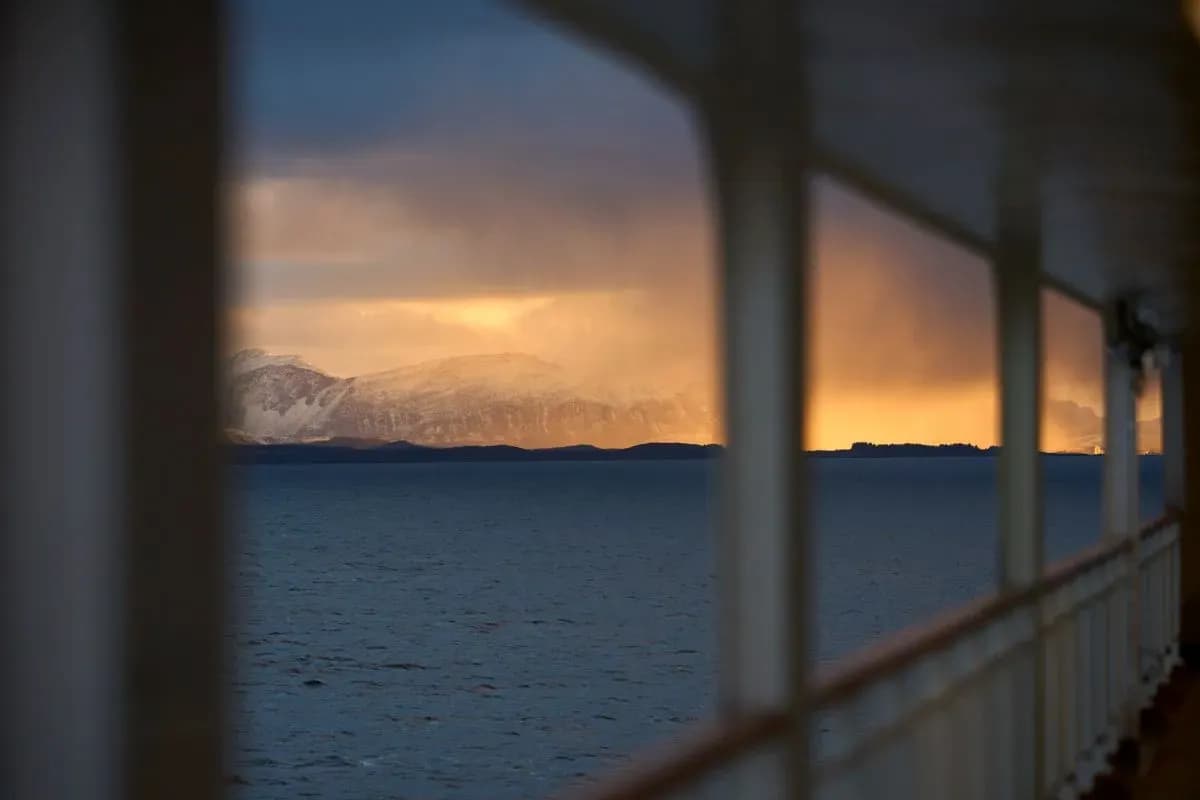 MS Trollfjord cruise ship lounge