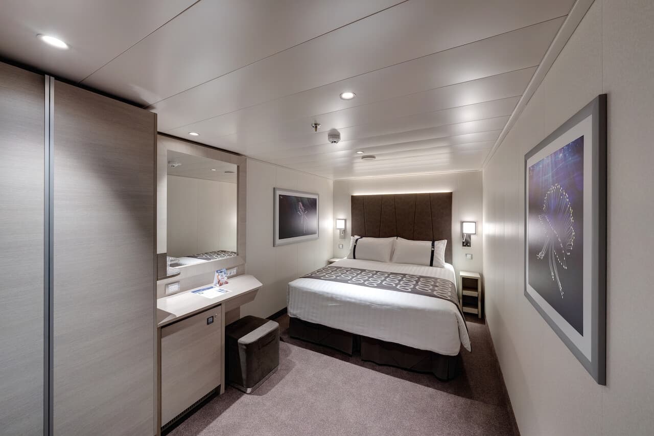 MSC Euribia, Europa, America Deluxe interior