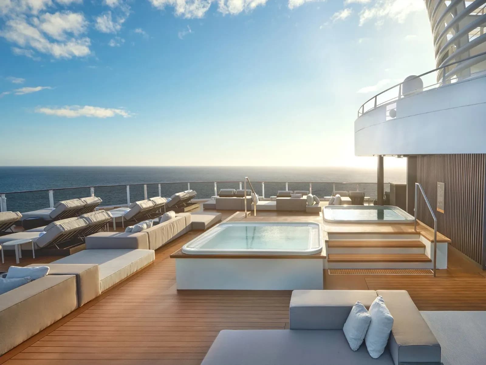 Norwegian Prima The Haven Sun Deck - NCL Viva