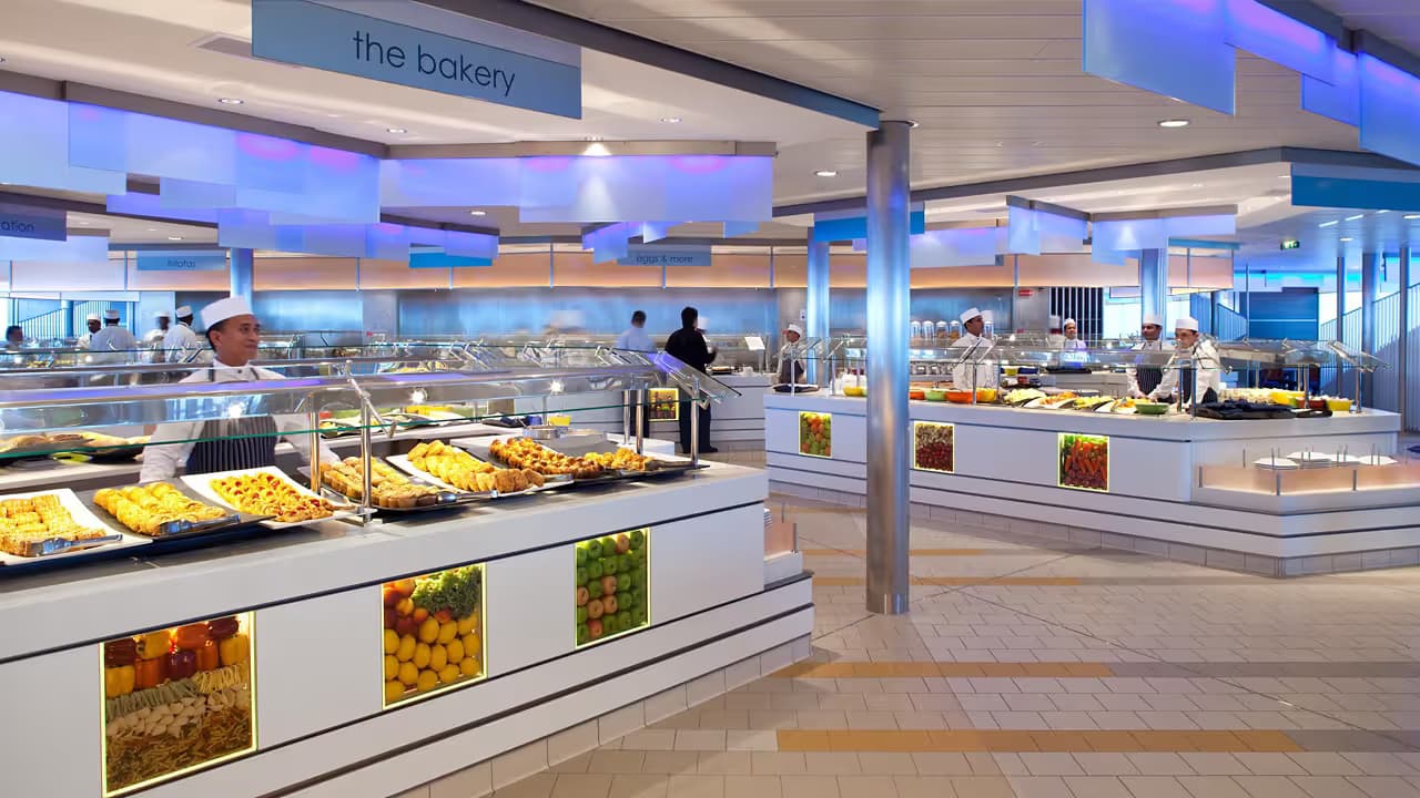 Celebrity dining buffet and food