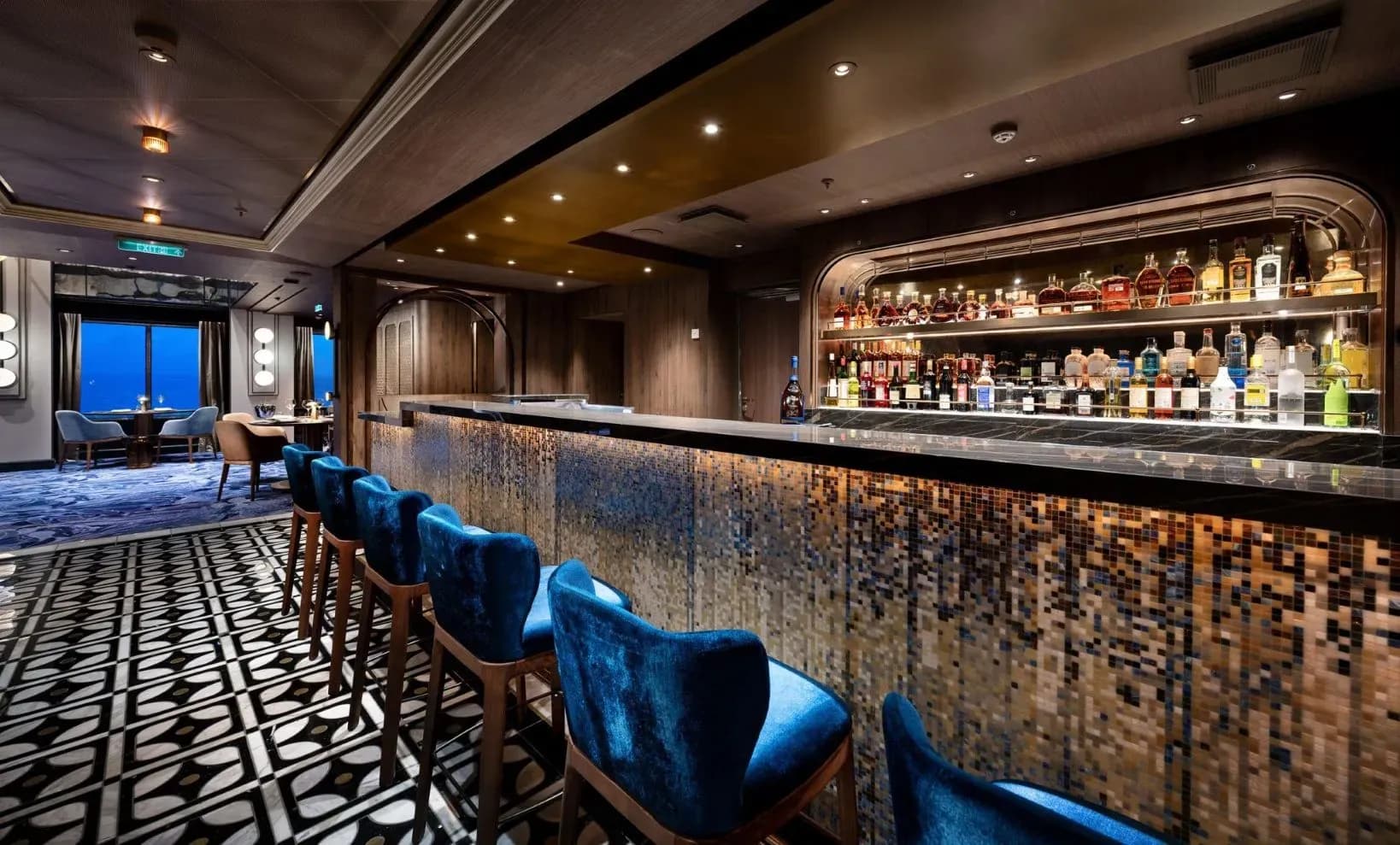 Disney Adventure Cruise - Trattoria Bar and Lounge