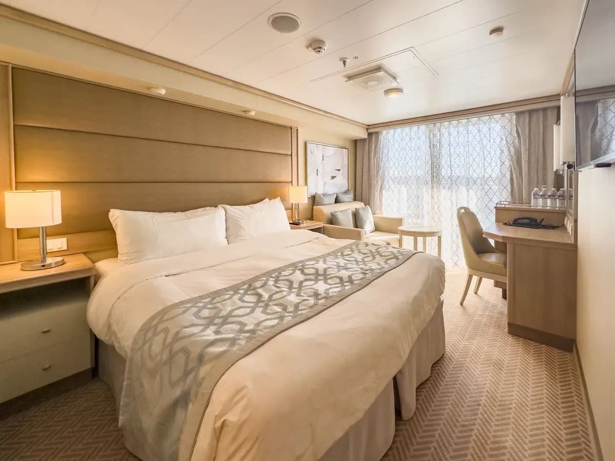 discovery princess Deluxe balcony cabin