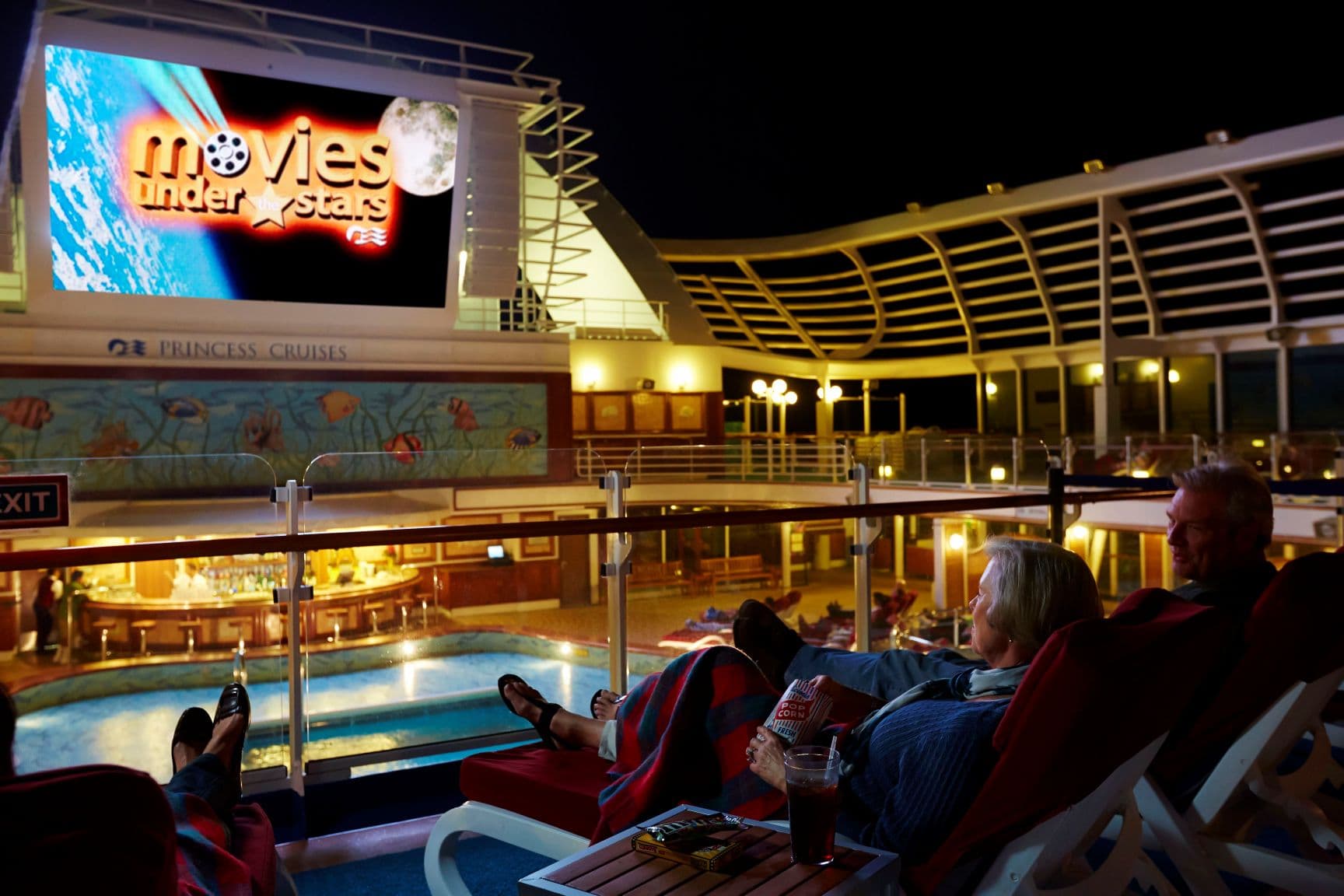 Ruby Princess - Movie under the star - Pool deck outdoor cinema