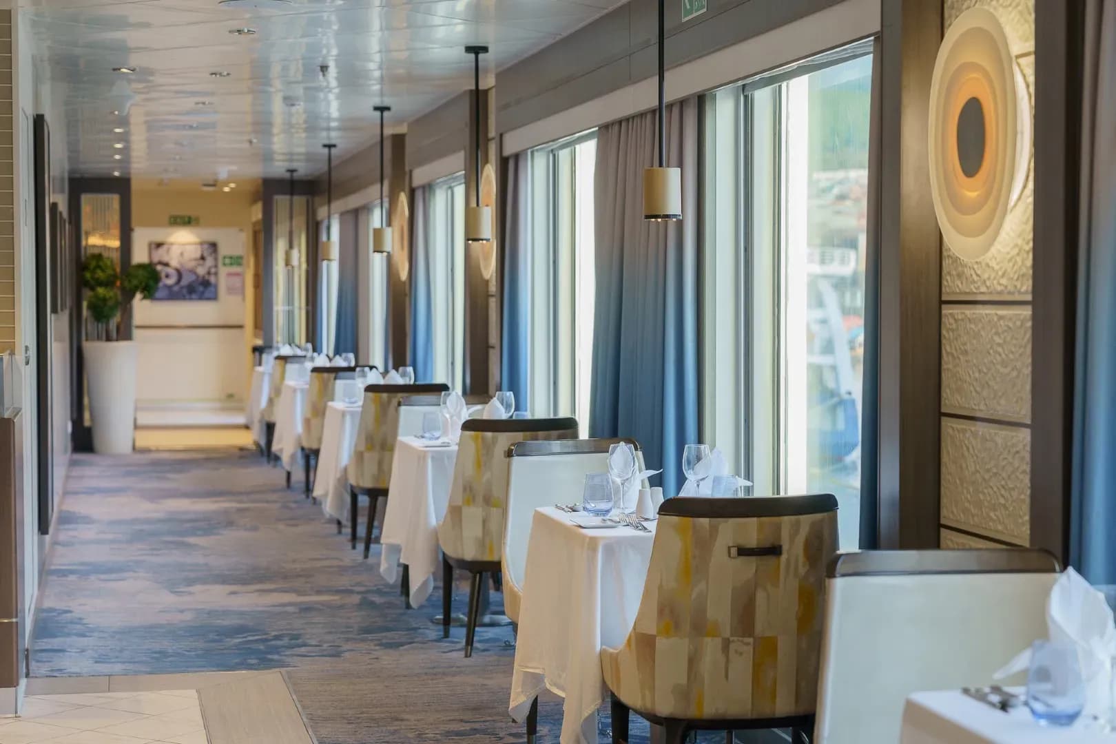 Ocean Explorer, Main Dining Room