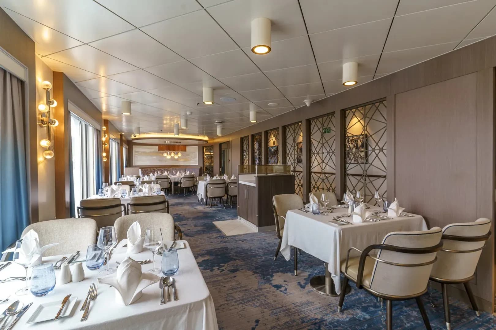 Ocean Explorer, Private Dining