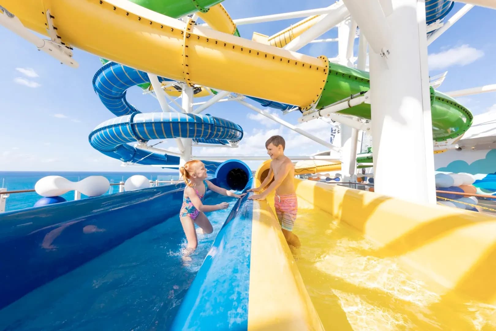 Explorer of the Seas, Perfect Storm waterslide