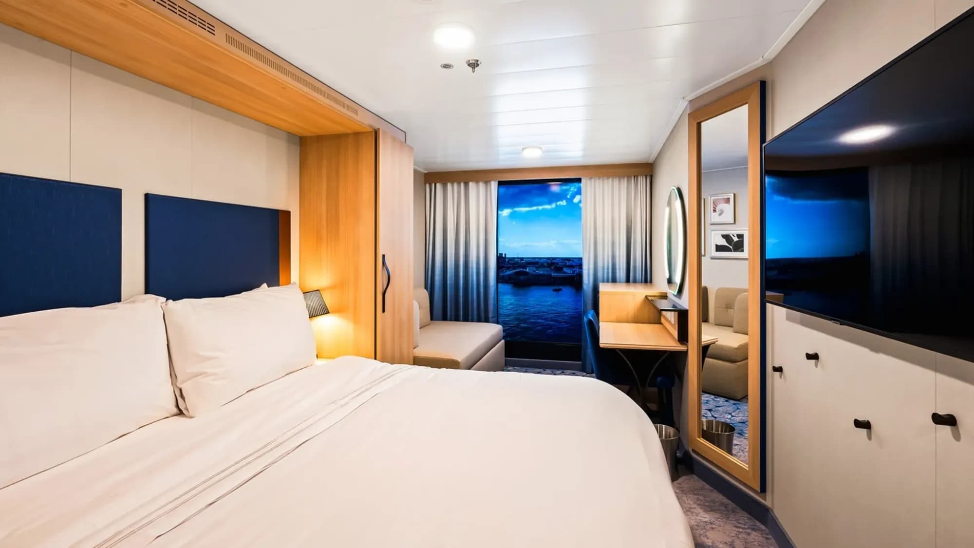 Royal Caribbean - Utopia of the Seas, Interior with Virtual Balcony