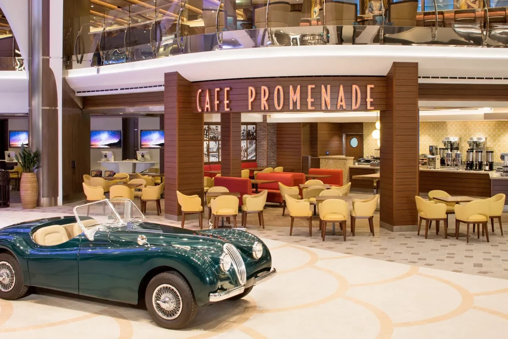 Liberty of the seas, Cafe Promenade
