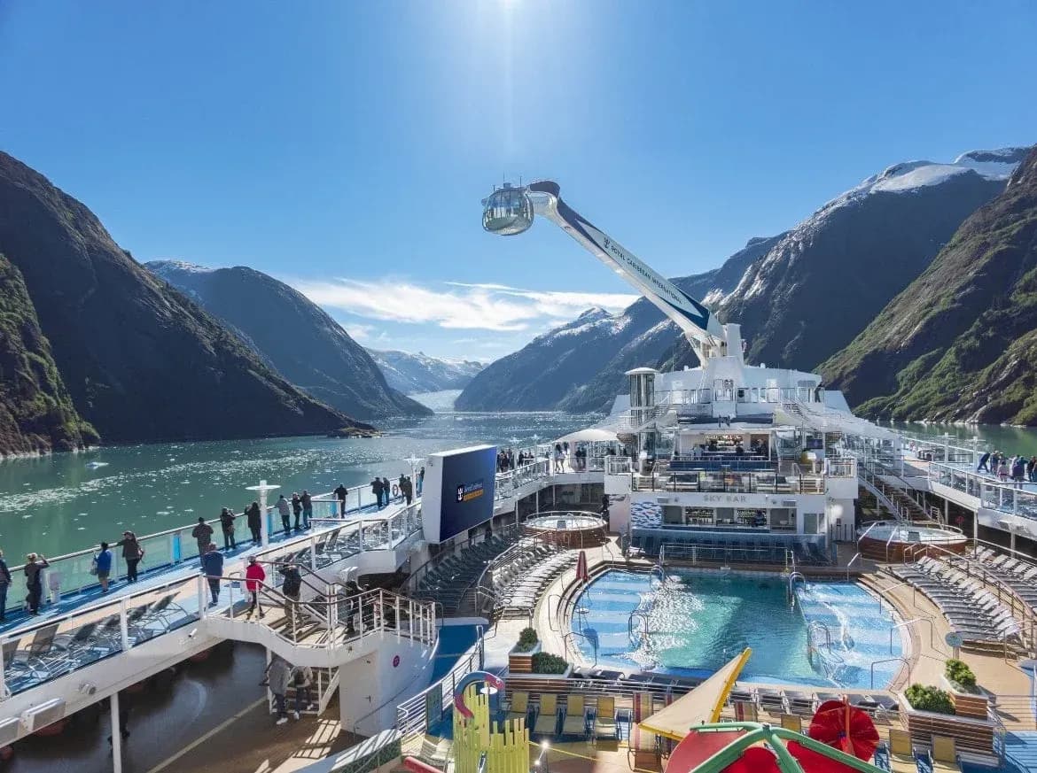 ovation of the seas activities and entertainment