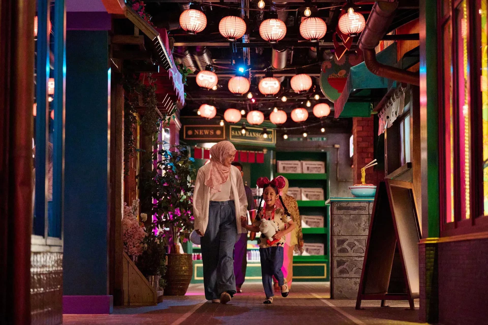 Things to do on Disney Adventure Cruise ship - activities & Entertainment