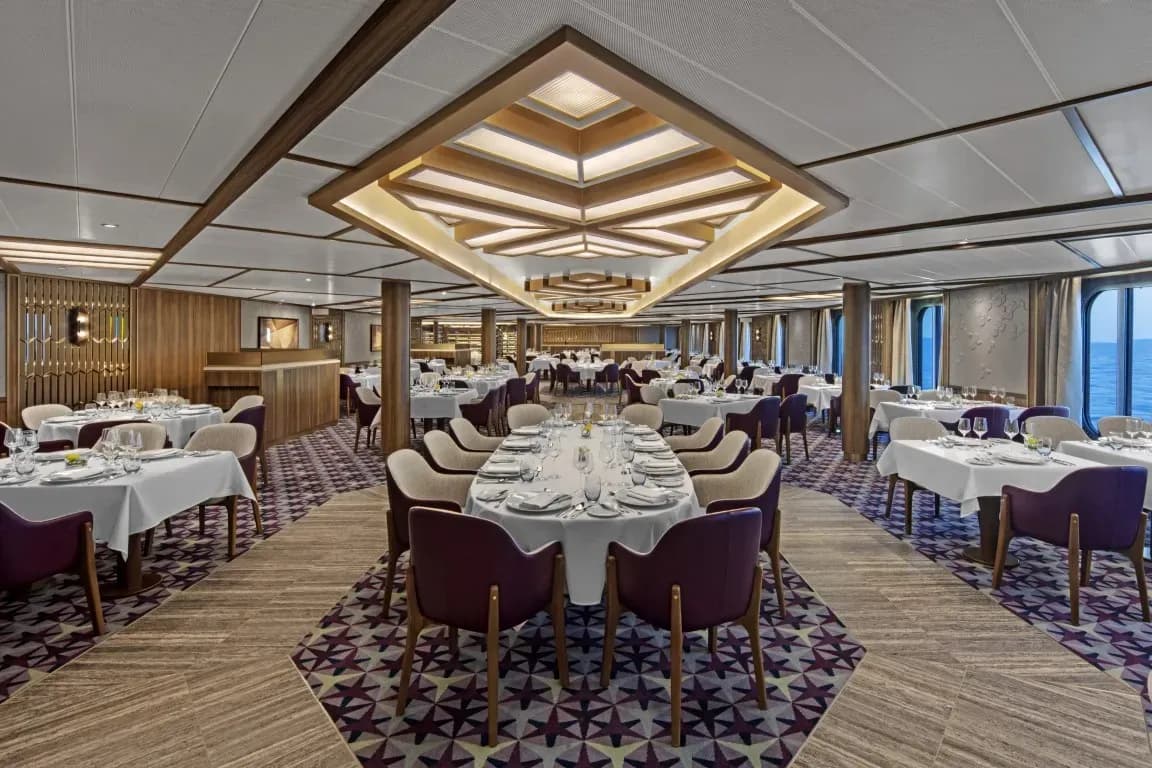 Seabourn Venture Dining