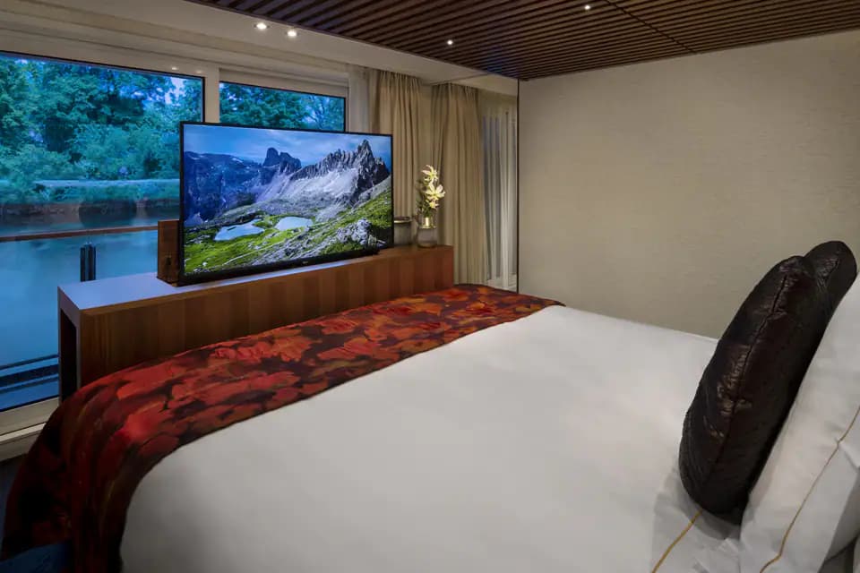 AmaMagna by amawaterways