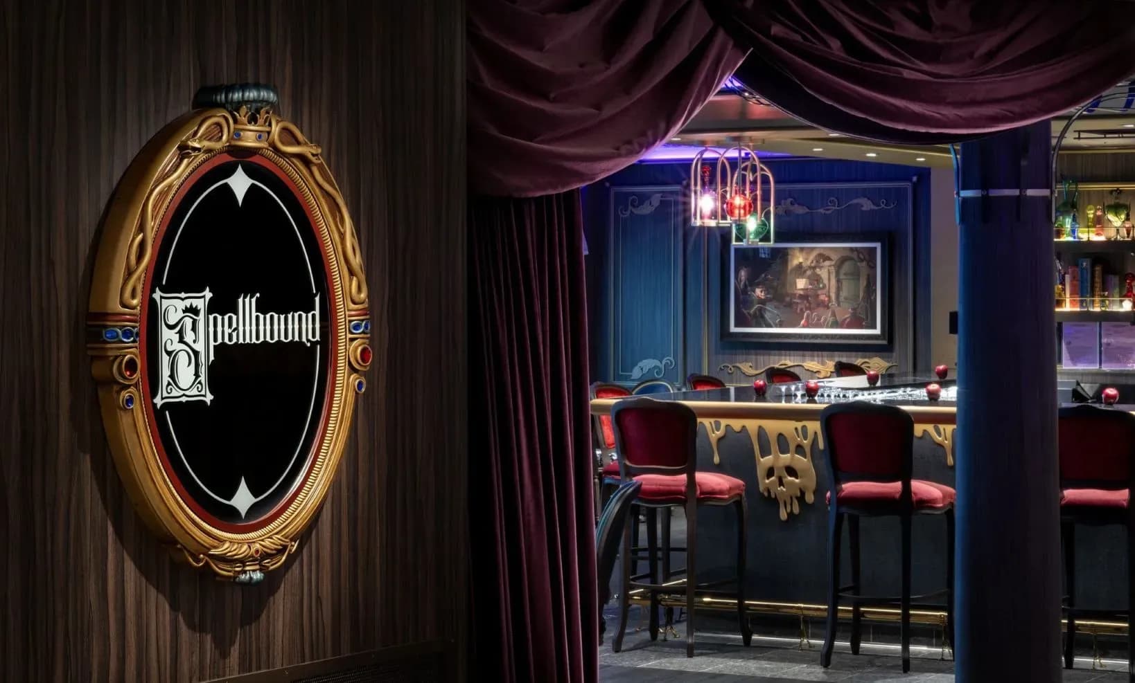 Disney Adventure Cruise - Spellbound Bar and Lounge