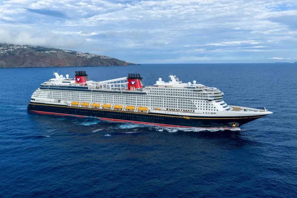 Disney Destiny ship