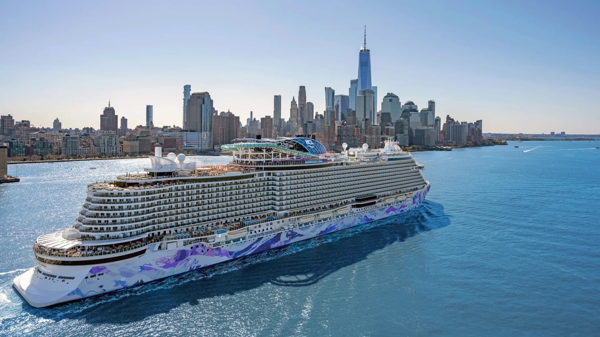 NCL Luna in New york - Cruises from New york - Cruiseworld Dubai Bookings