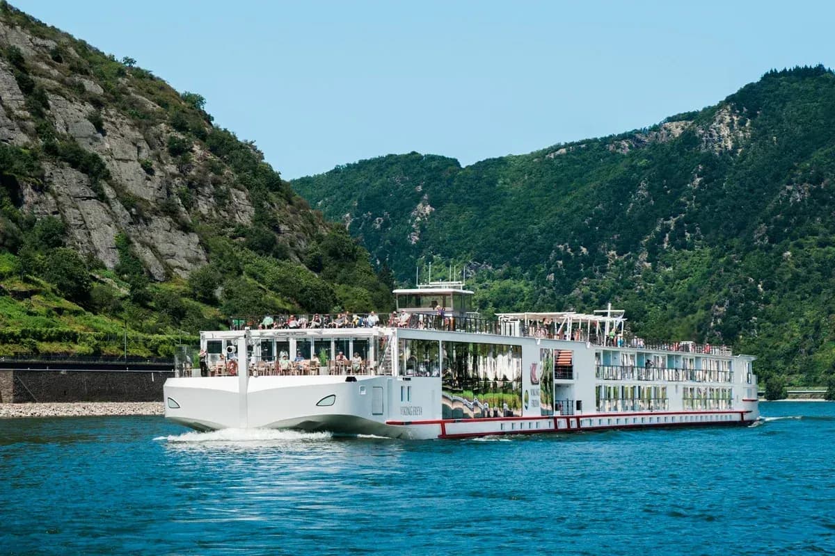 Viking Hlin river cruise Ship