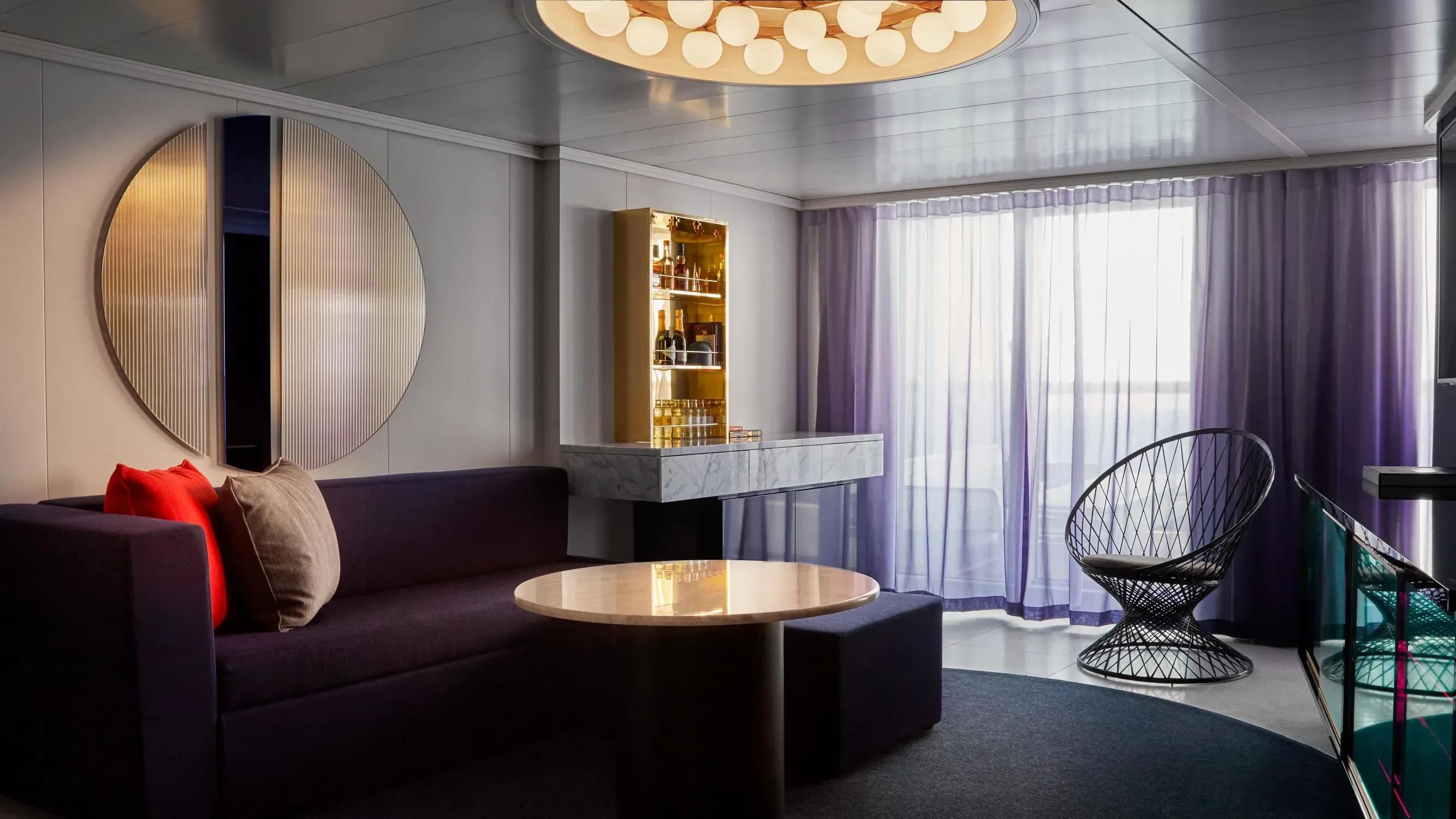 Virgin Voyage resilient lady Posh Suite - Briliant lady
