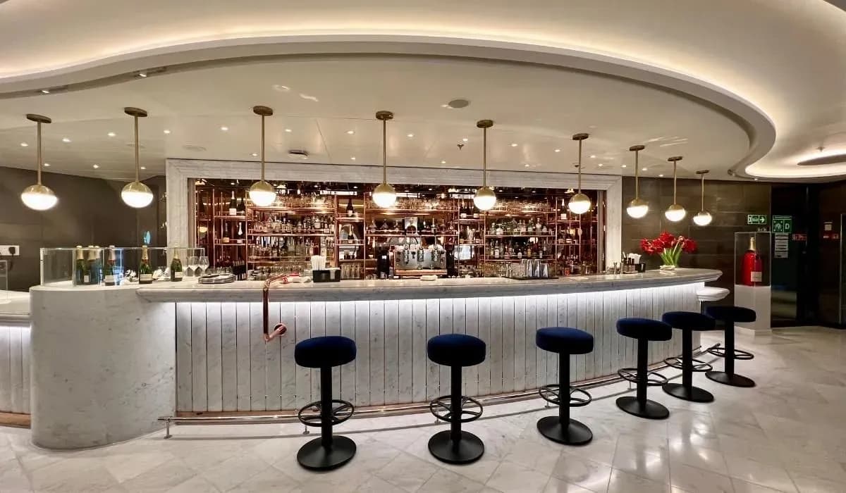 Virgin Voyage Resilient Lady Bars and lounges | Briliant Lady | Valiant Lady