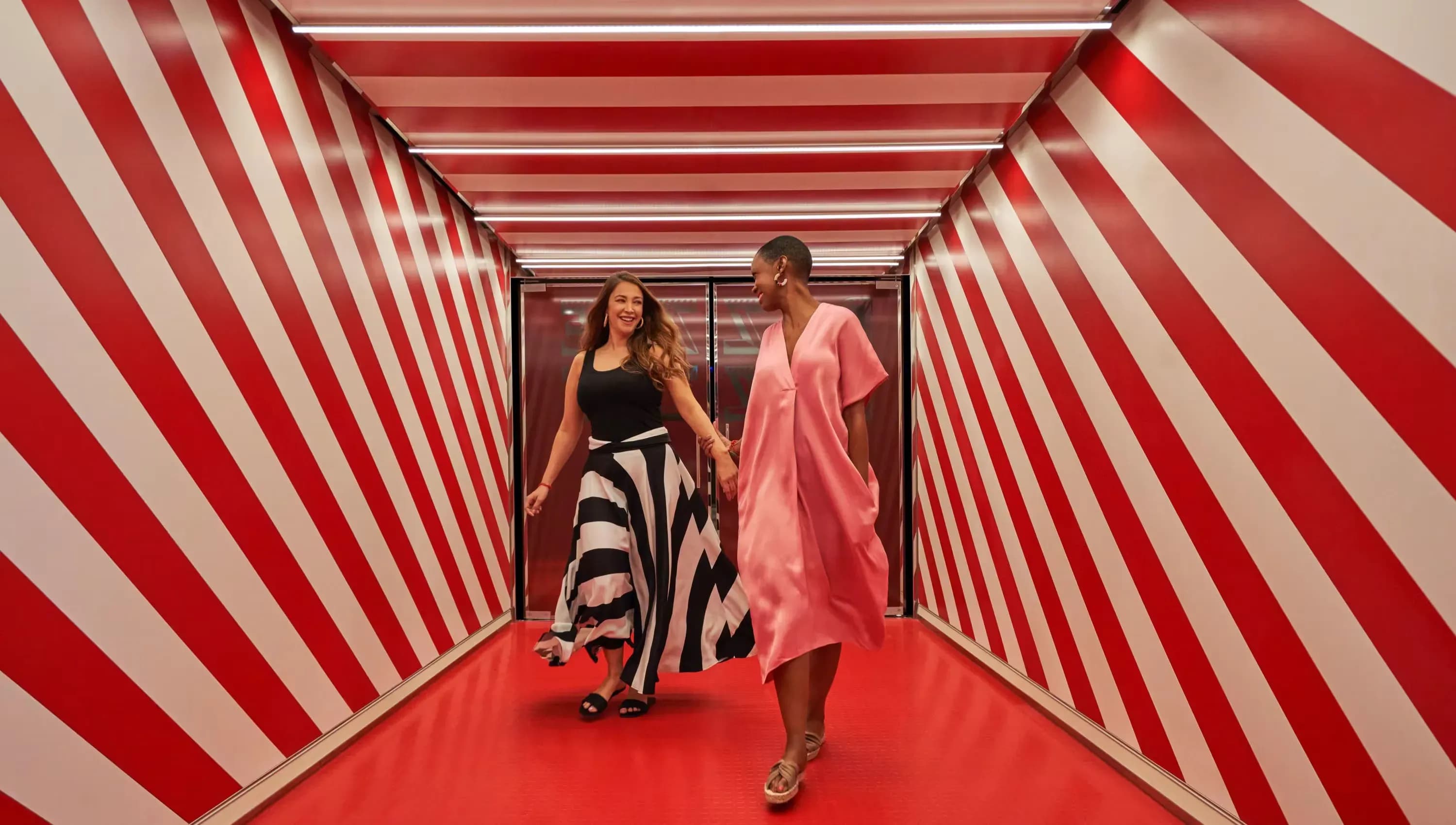 Virgin Voyage Resilient Lady razzle dazzle dining | Briliant Lady | Valiant Lady