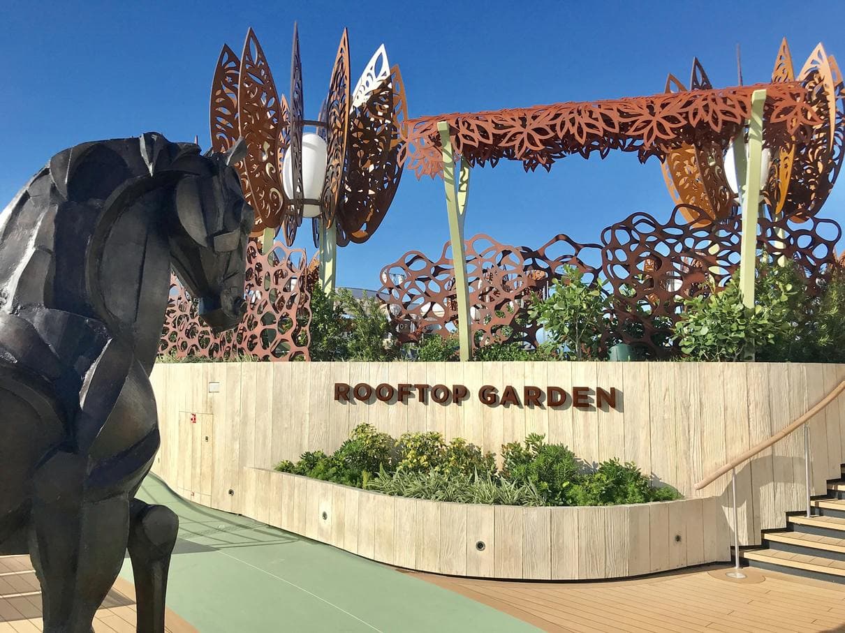 celebrity apex roof top garden