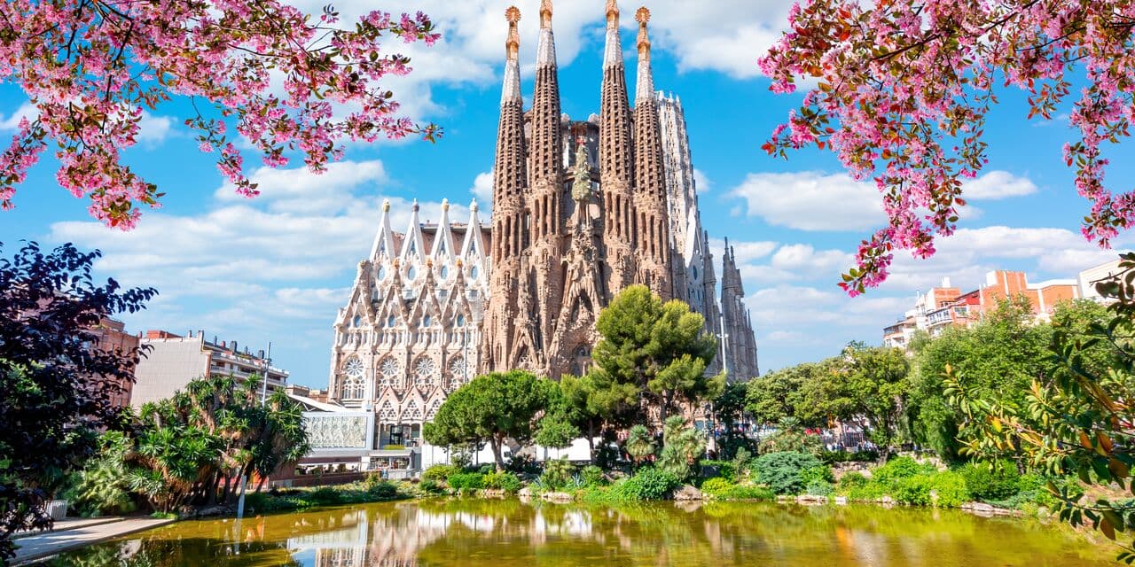 Barcelona Cruise Tour