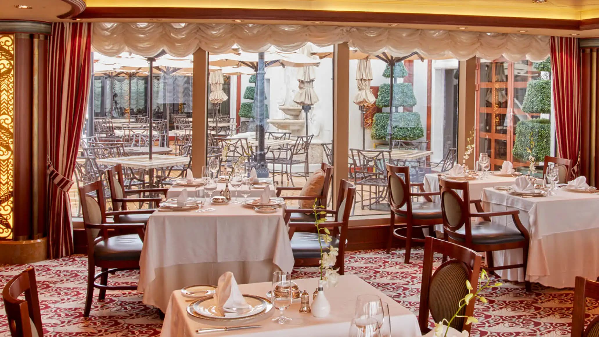 Queen elizabeth cunard Dining