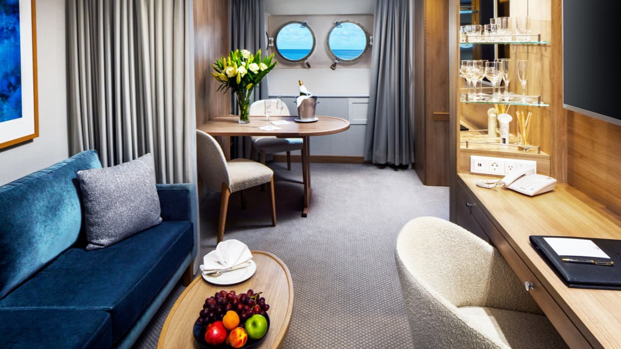 SeaDream I Commodore Suite