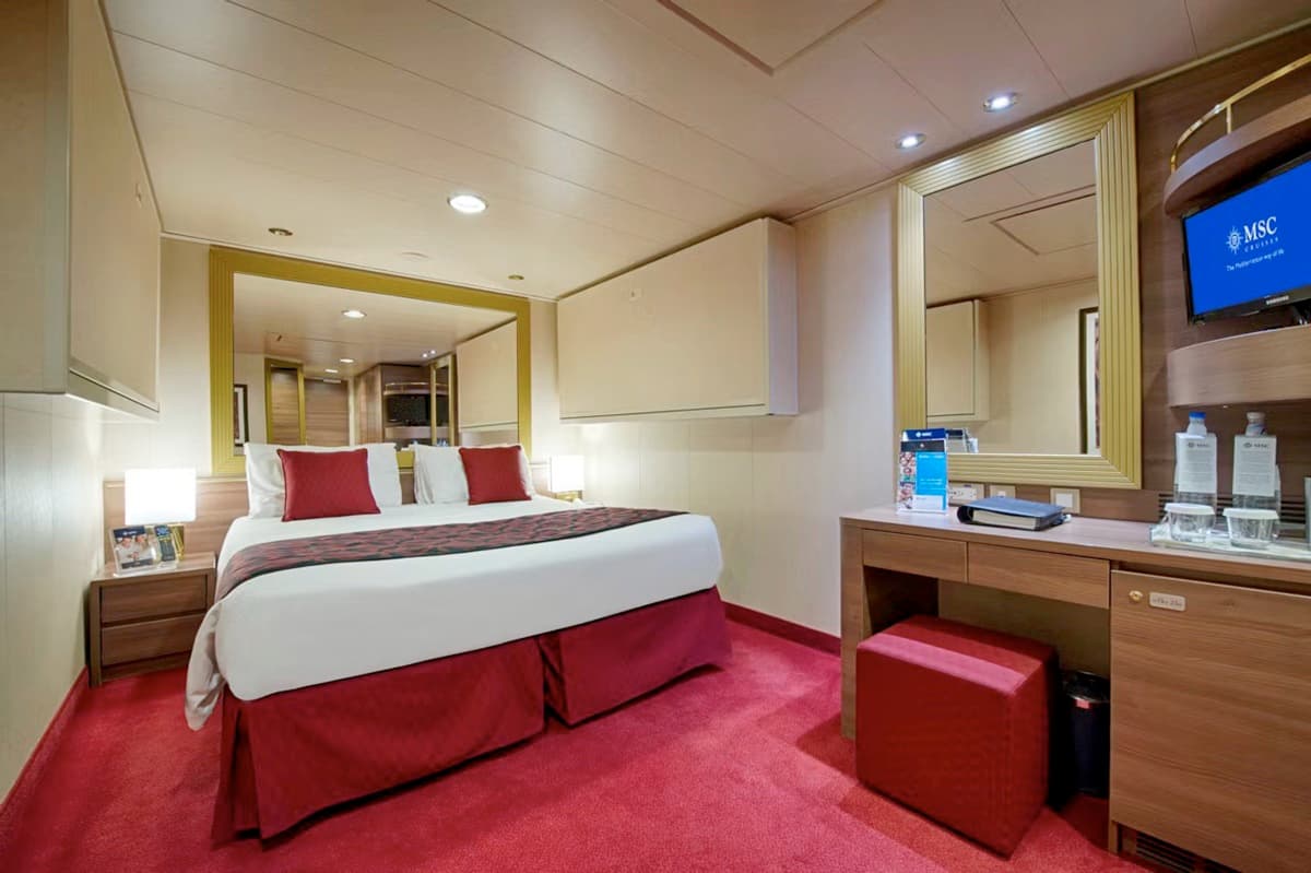 MSC Divina interior