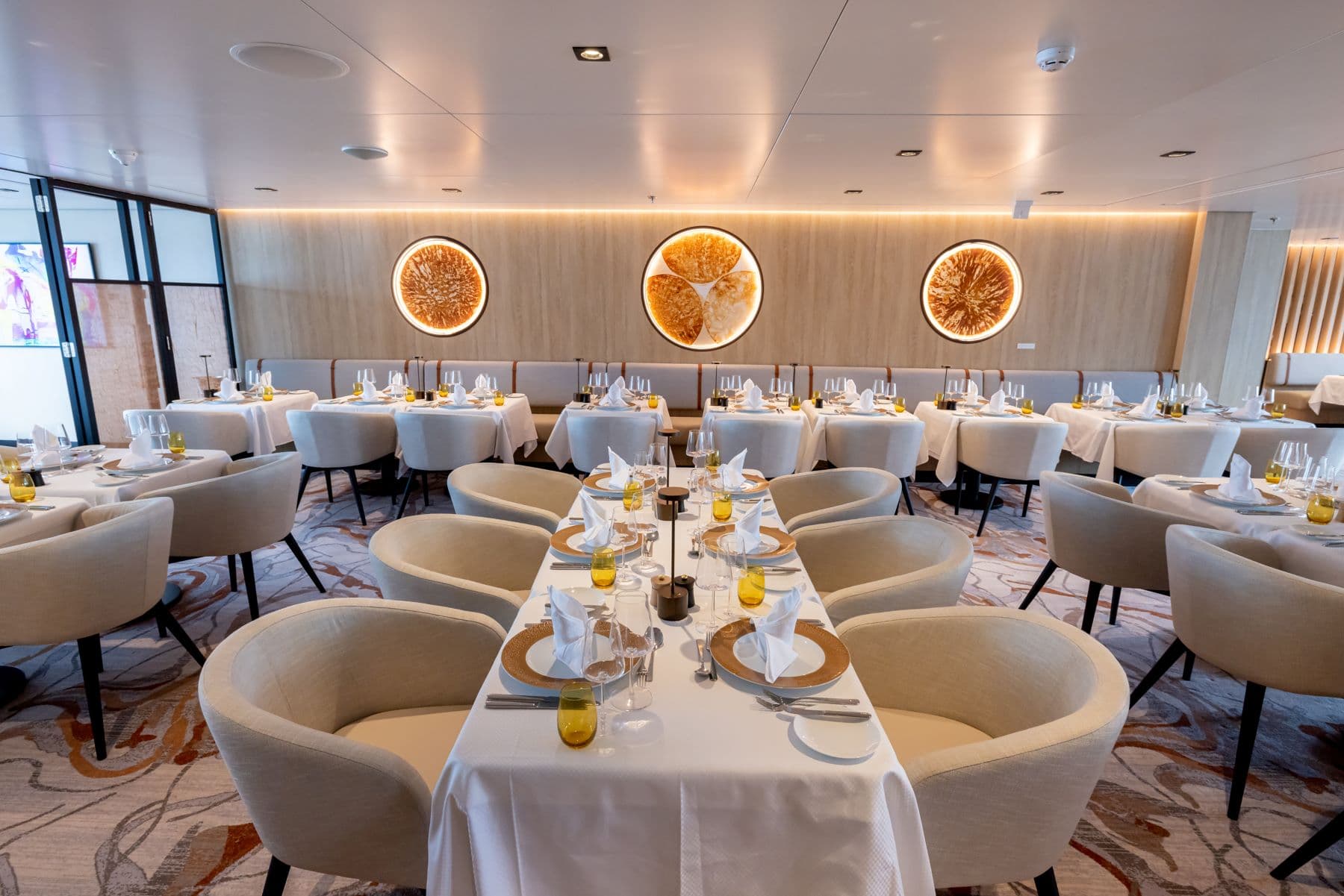 SH Minerva Swan Hellenic Dining