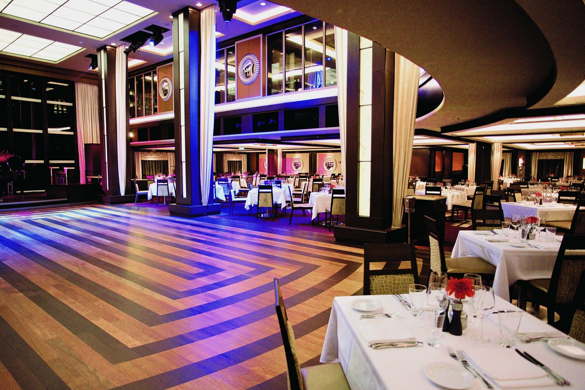 Norwegian Epic The Manhattan Room