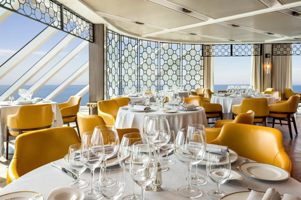 Oceania Allura toscana restaurant