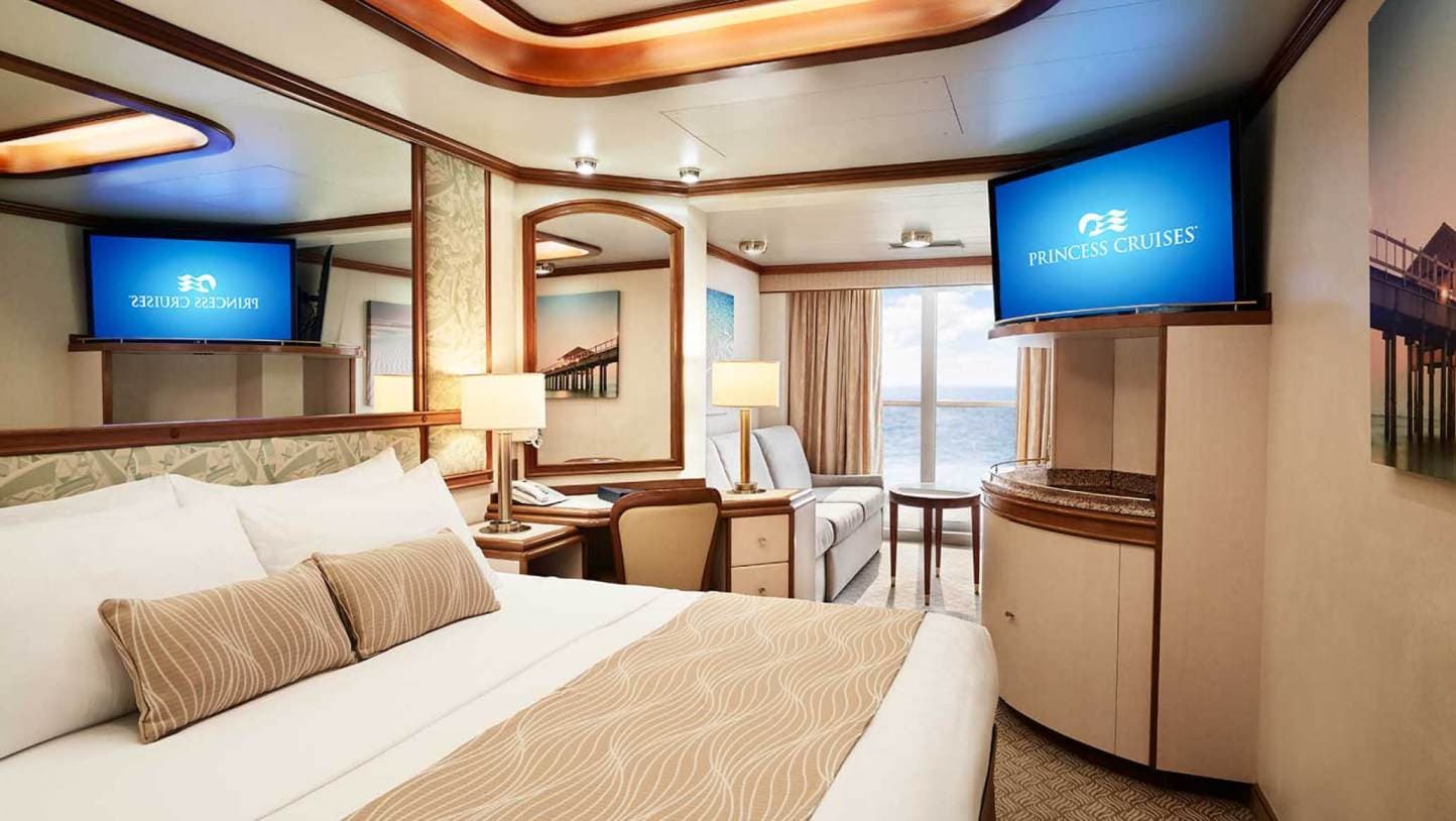 Sapphire and diamond Princess Mini Suite