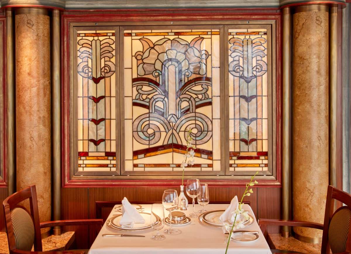 Queen elizabeth cunard Dining