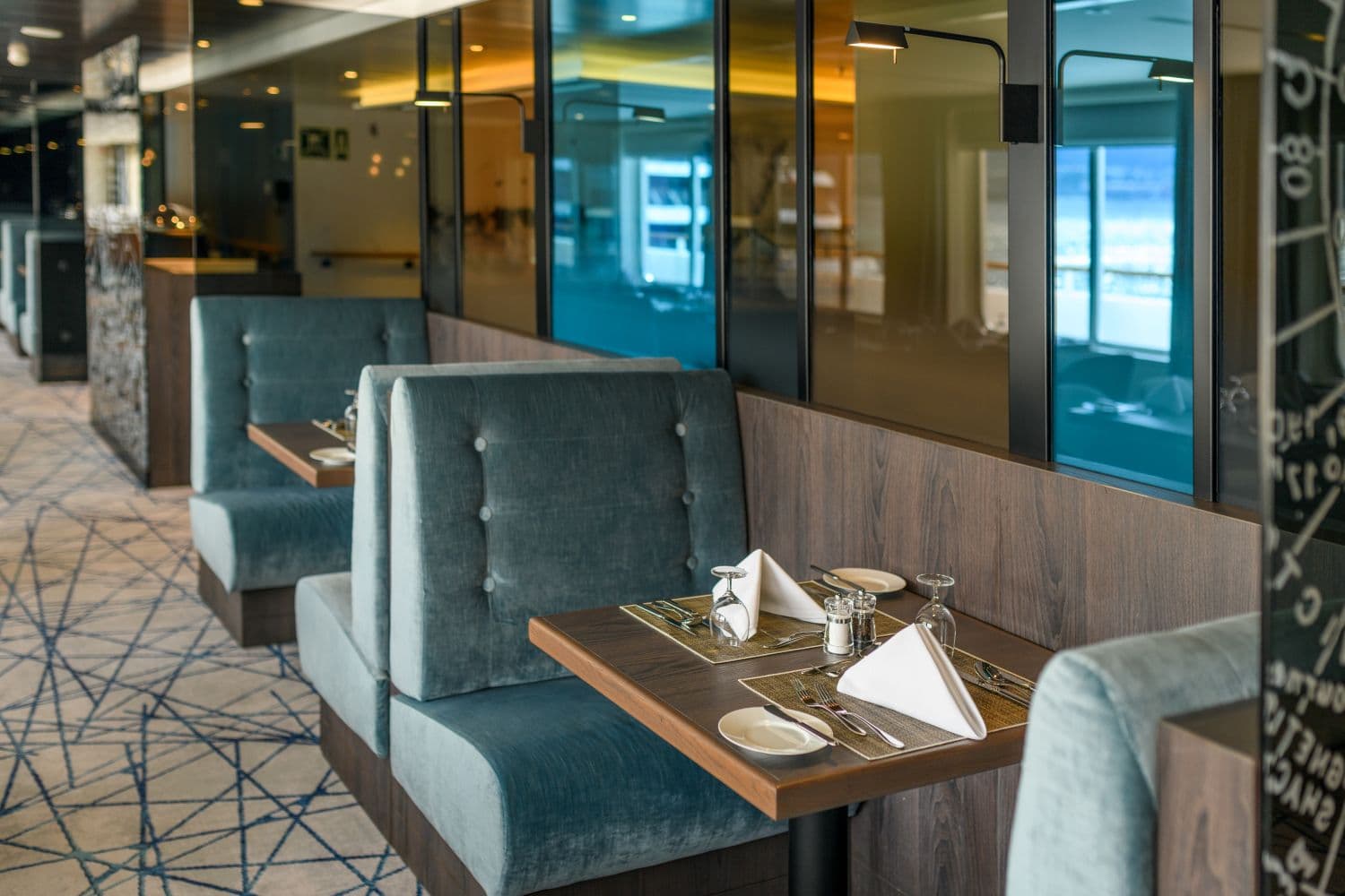 Quack expedition Ultramarine Dining restaurant