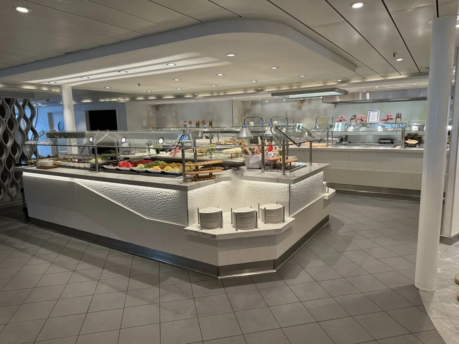 Spectrum of the Seas Dining