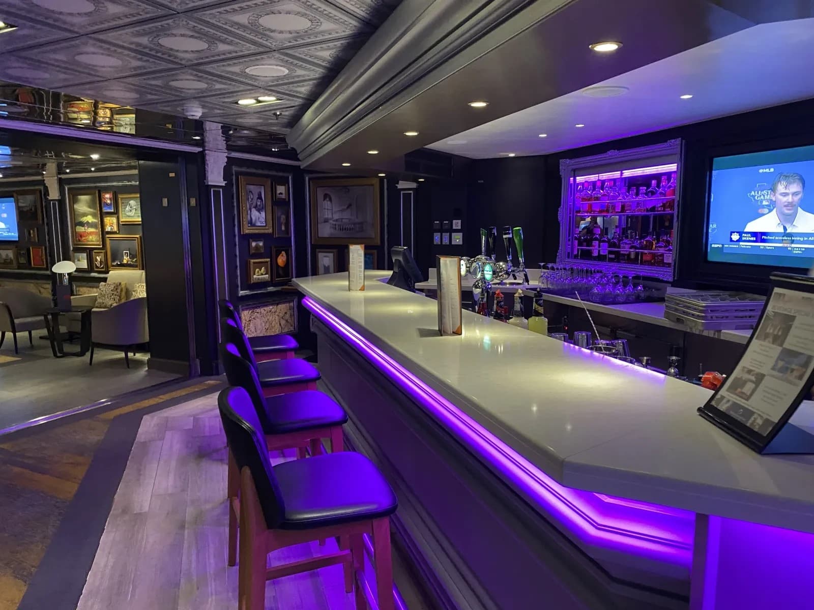 Westerdam Dining