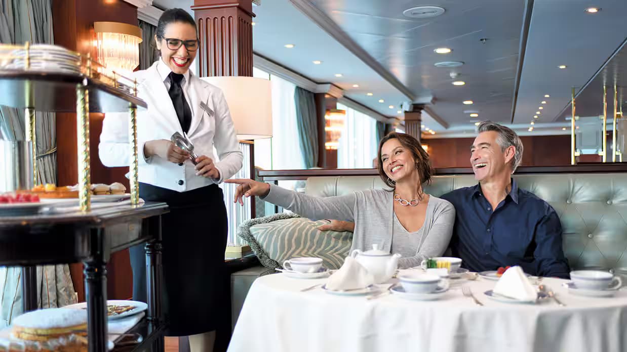 Dining of Oceanic Nautica Ship